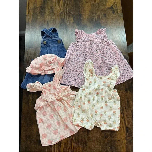 Babygirl 5 pcs summer clothes bundle Size 3-6 months - Picture 1 of 11
